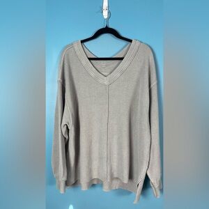 AERIE LOVE THIS MOMENT TOP SIZE MEDIUM